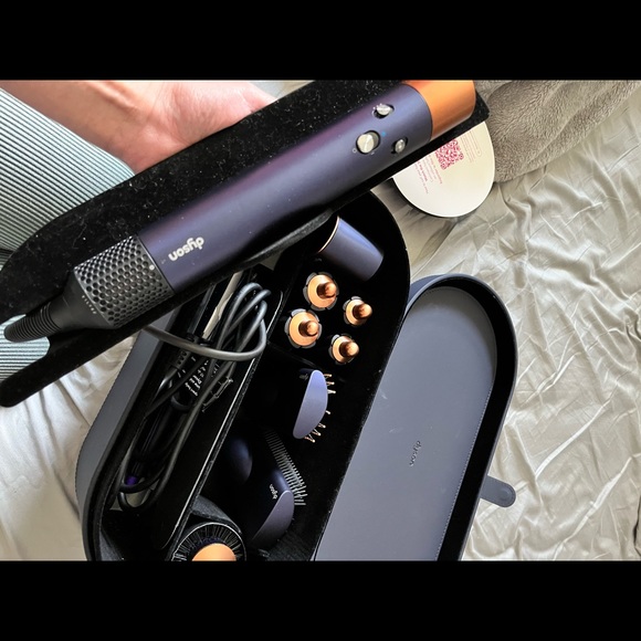 Dyson Airwrap Prussian blue - Picture 3 of 4